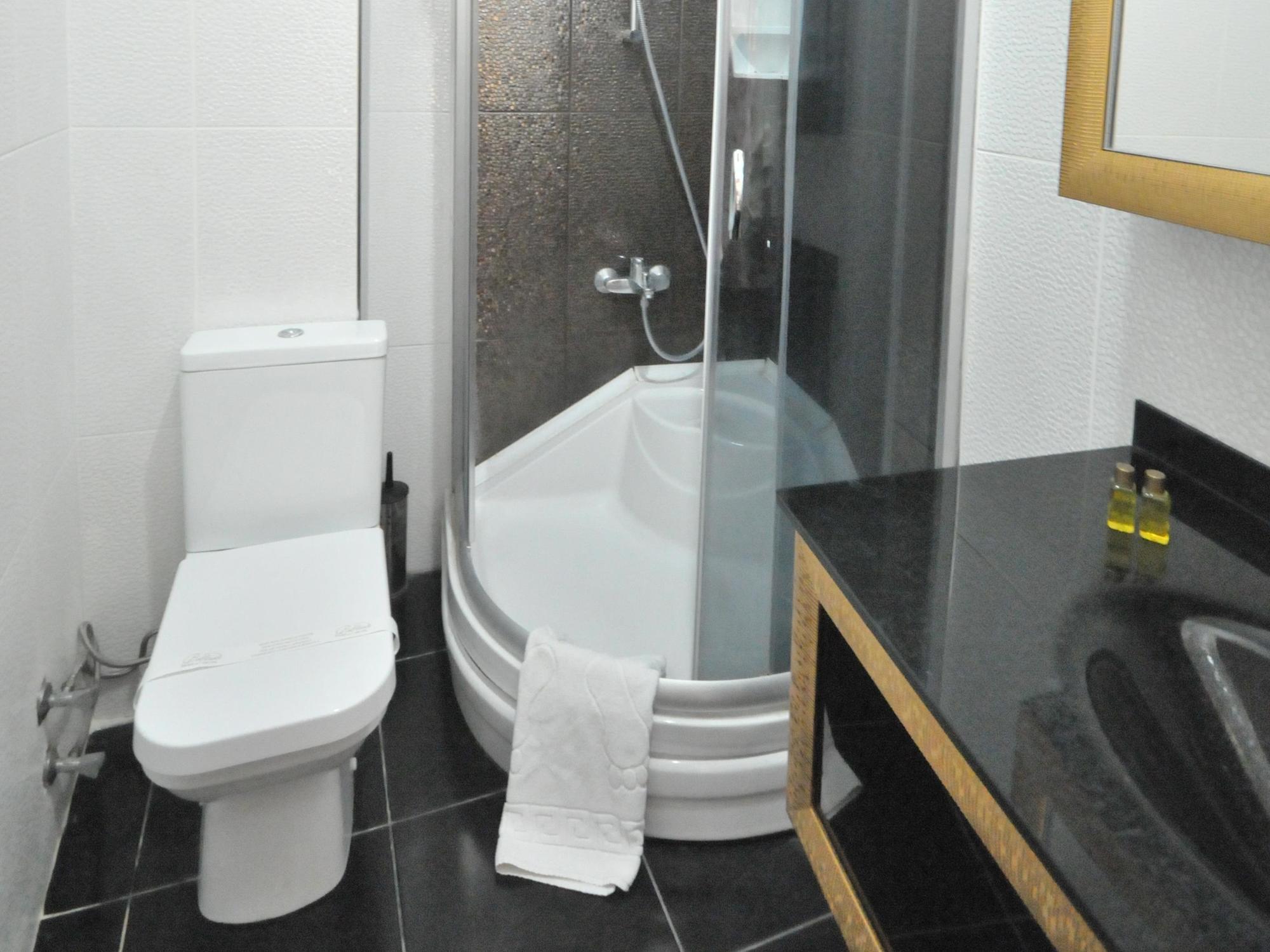 Elite Plus Family Hotel Old City Истанбул Екстериор снимка